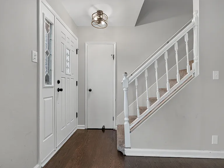 7945 W 91st St — Photo 13