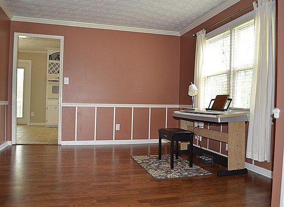 4th image of 2584 Sandpiper Dr