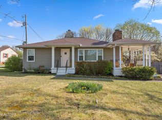 5500 Ridgefield Rd, Knoxville, TN 37912