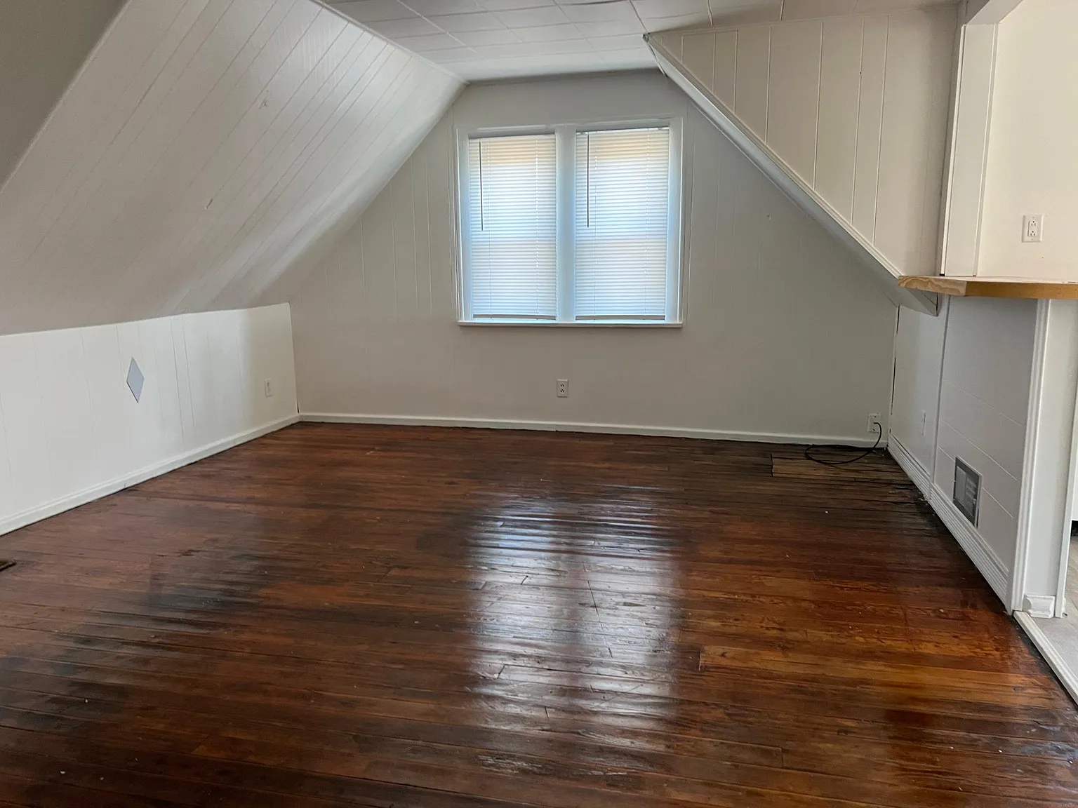1615 Washington St — Photo 3