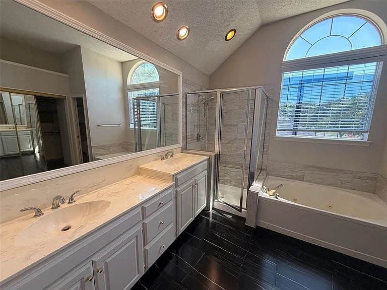 342 Arbor Ct — Photo 11
