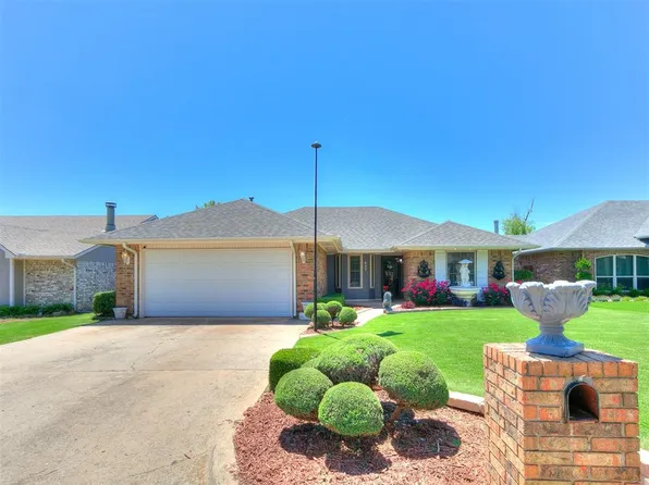 417 Conestoga Dr, Yukon, OK 73099