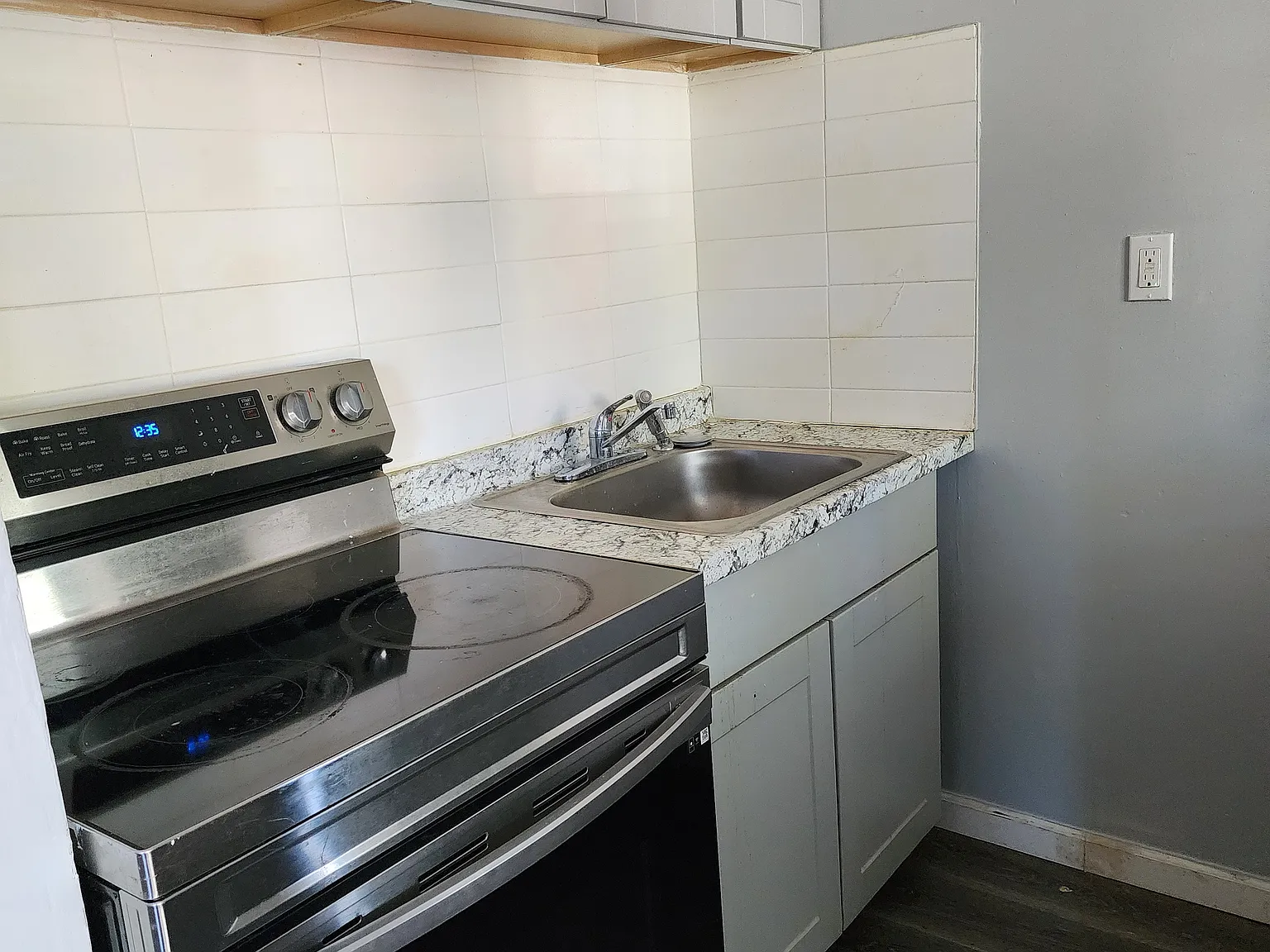 1 bed, 800 sqft, $2,250 — Photo 2