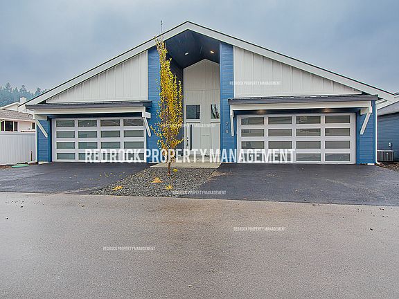 2nd image of 718 S Crescent Dr #1