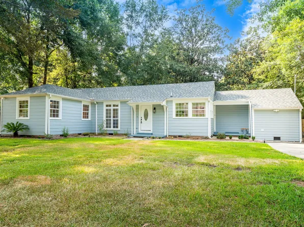 1912 Mamie St, Hattiesburg, MS 39401