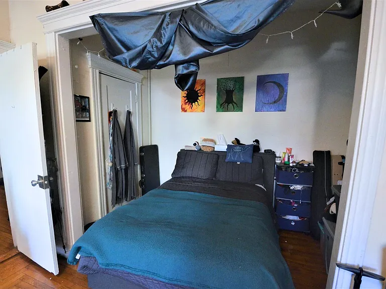 24 Peterborough St #2 — Photo 15