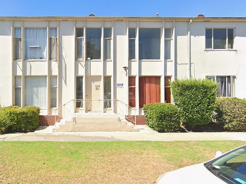 1st image of 1655 Carmona Ave APT 3