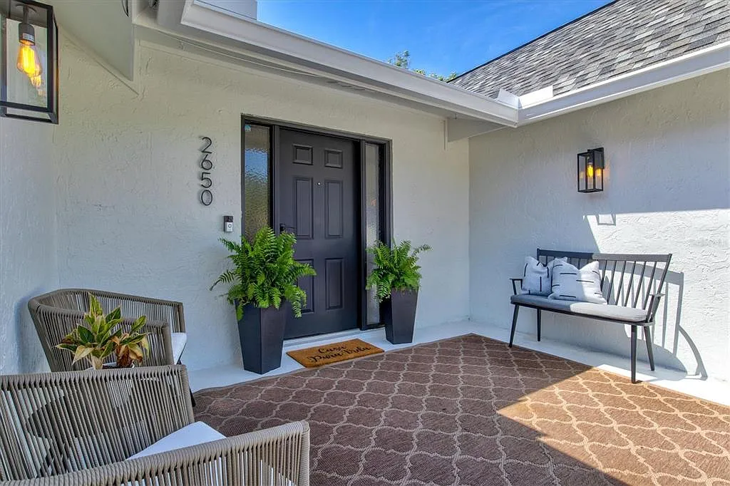 3 bed, 2.0 bath, 1496 sqft, $8,500 — Photo 1