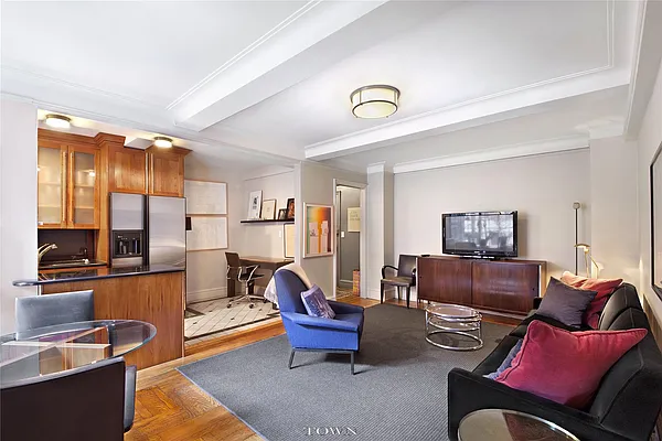 Sold by Town Residential | media 2