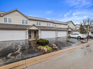 1911 Mallard Pointe Cir UNIT F, Waukesha, WI 53189