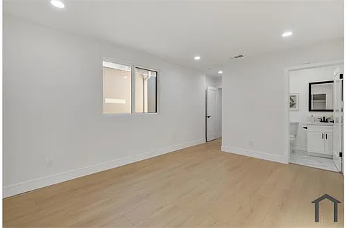 2821 Blanchard St #2 Photo 1