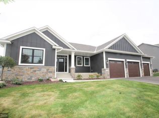 3013 Fairway Dr, Chaska, MN 55318