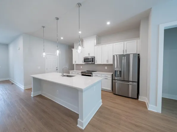 1635 Koch Ct, Charlottesville, VA 22911