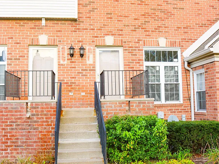 1859 Campau Farms Cir — Photo 1