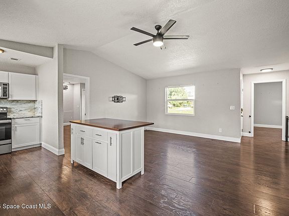 5th image of 6253 Fay Blvd