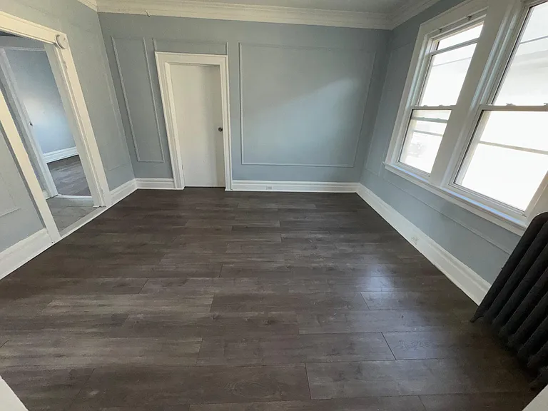 586 Lyons Ave #5 — Photo 3