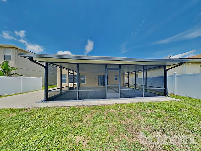 4667 Caverns Dr — Photo 16