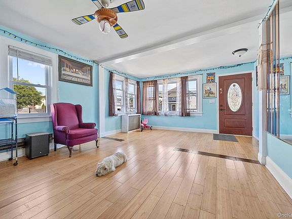 4th image of 81 Allers Boulevard