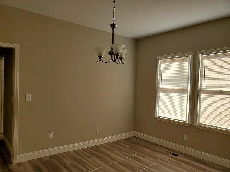 2800 N Robinson Ave #1 — Photo 9