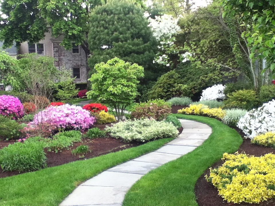 Entry Gardens
