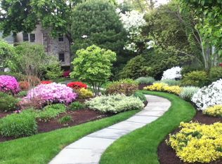 179 Park St #14, New Canaan, CT 06840