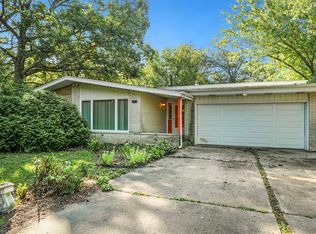 2357 Valley View Ln, Park Forest, IL 60466