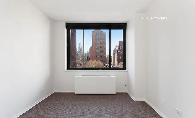 Rented by Engel & Völkers New York City | media 4