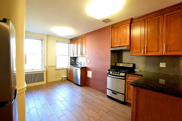 Rented by Joel Scharf, LREB | media 10