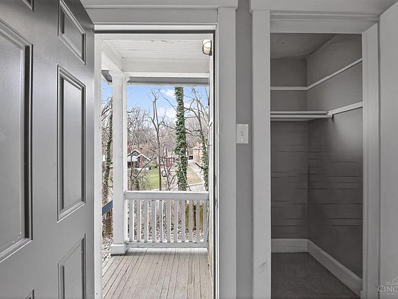 4th image of 395 Purcell Ave