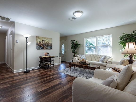 5th image of 88B Dorchester Dr #1002
