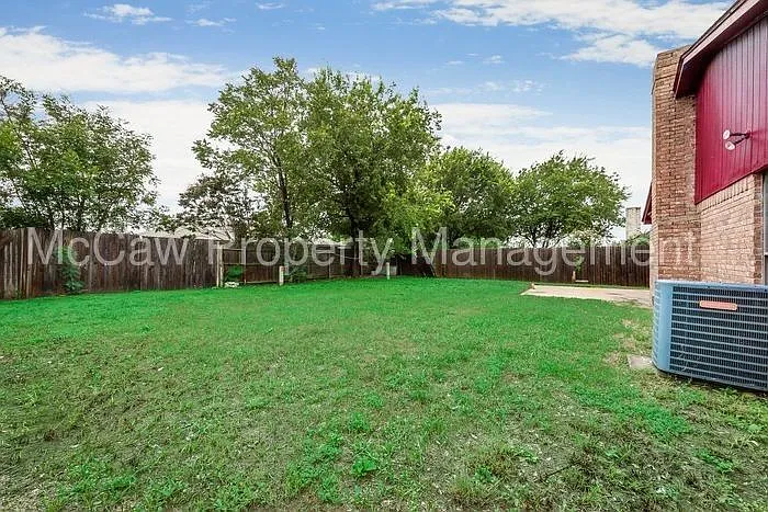 2913 Green Ridge St — Photo 18