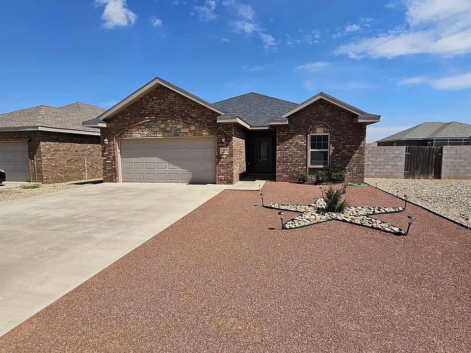 1st image of 220 Almond Tree Ln
