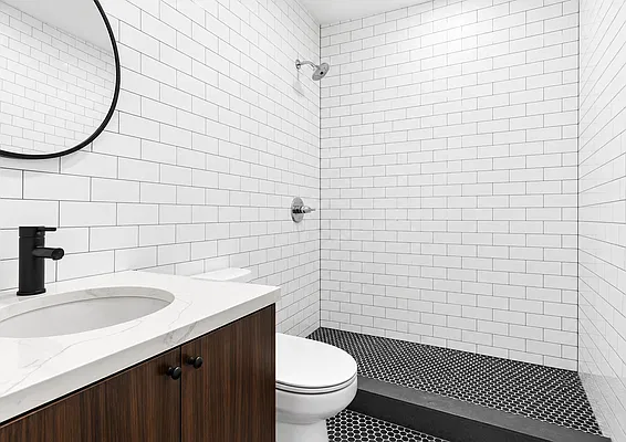 Bathroom, photo 1