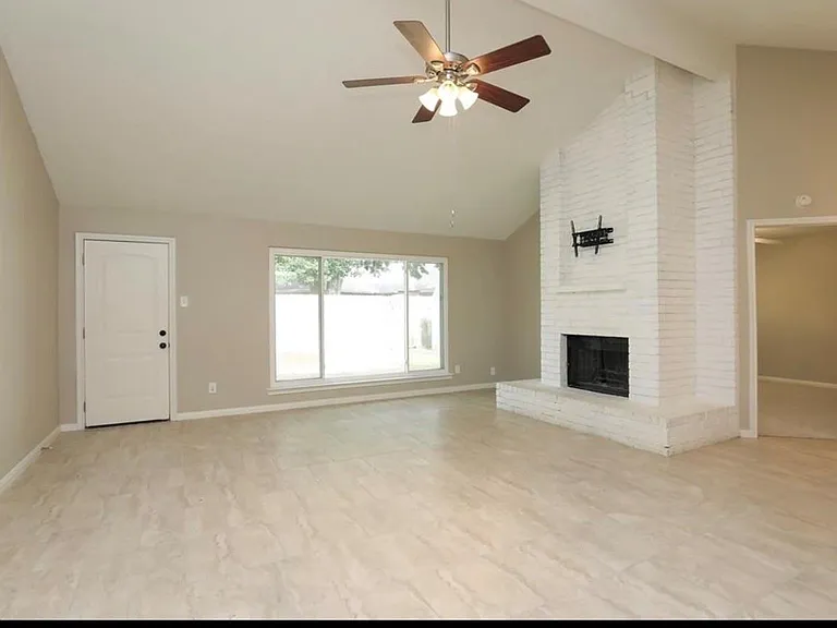 3134 Sedgeborough Dr — Photo 4