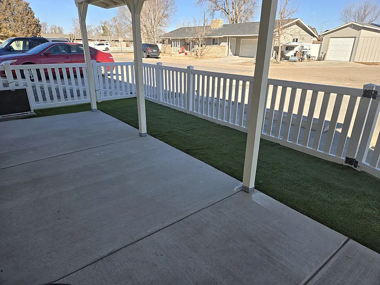 105 Elbow Ct — Photo 24