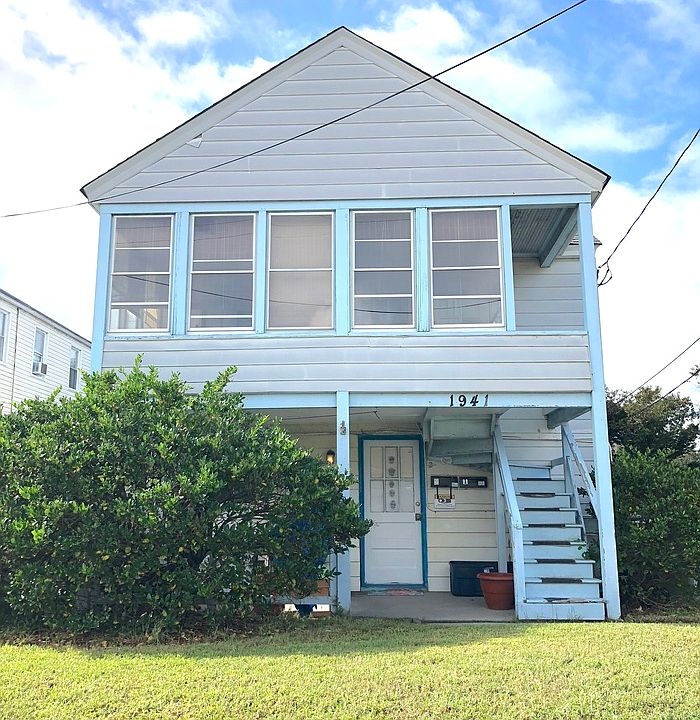 1st image of 1941 E Ocean View Ave APT 3
