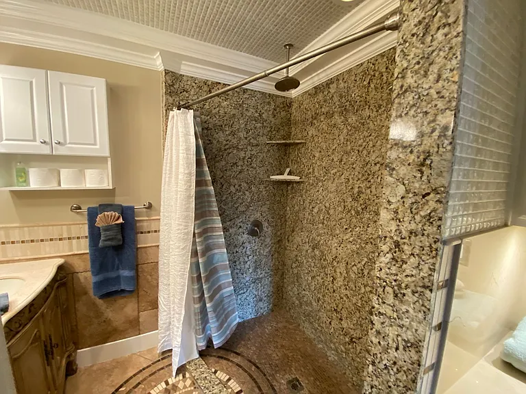 561 Leisure World — Photo 14
