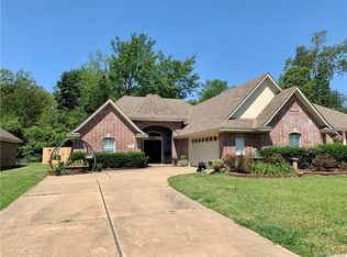 1032 Cressmont St, Bossier City, LA 71111