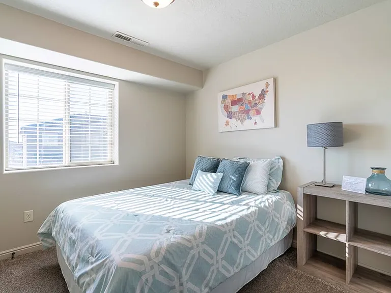 290 W Buena Vista Blvd — Photo 5