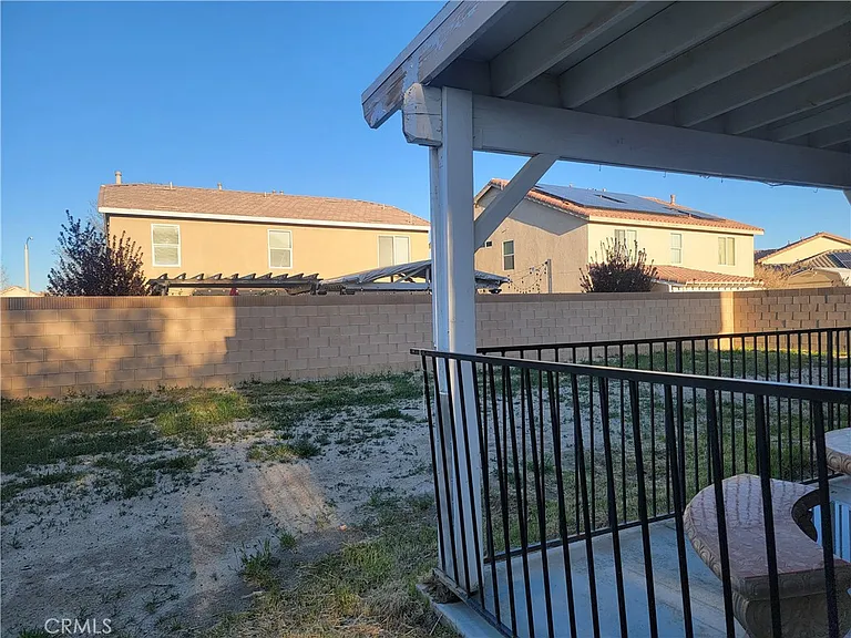 43650 Castle Cir — Photo 11