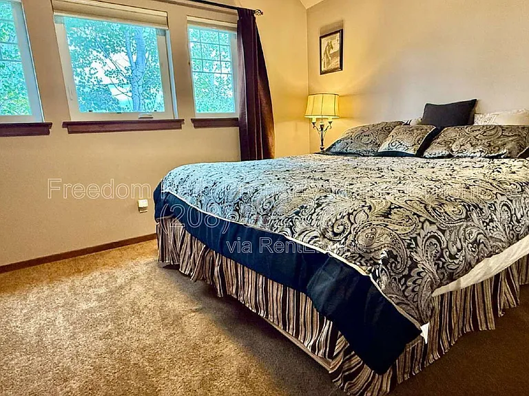 406 Lundblad Pl — Photo 23
