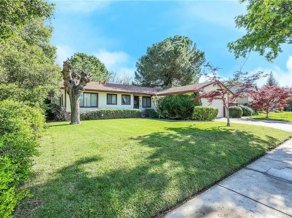 1145 W 25th St, Merced, CA 95340