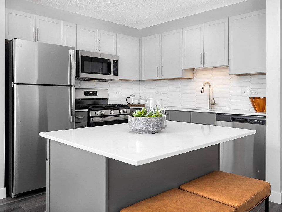 Oversized kitchen counters at Shoreham and Tides