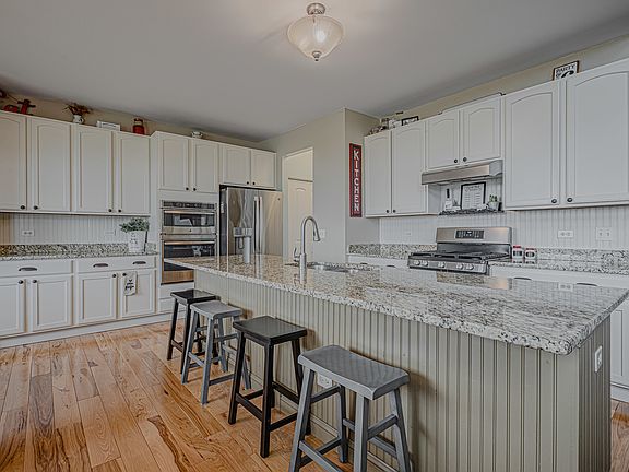 5th image of 6508 Waterford Dr