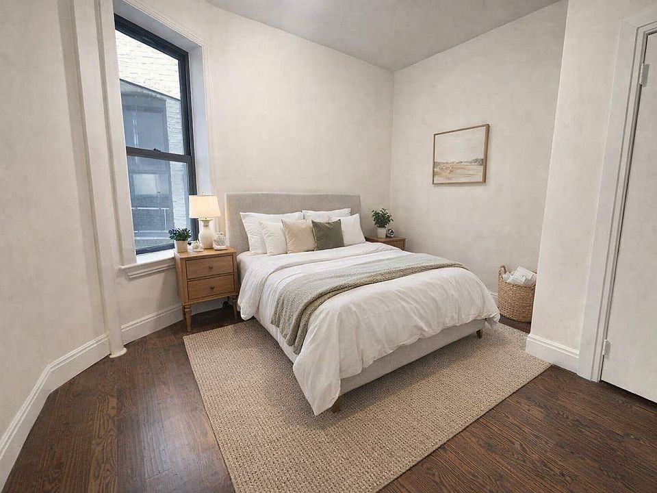 2nd image of 17 W 125th St APT 3A
