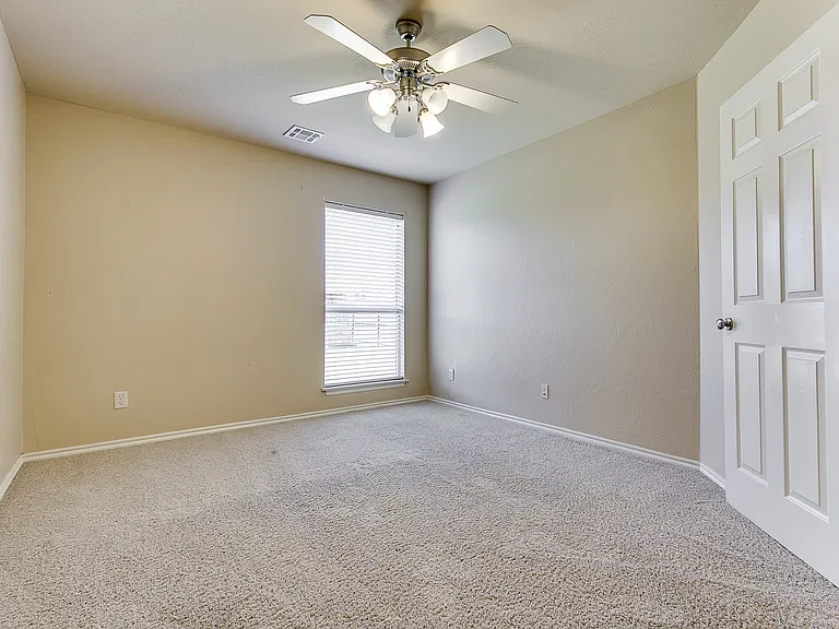 4925 NW 161st St — Photo 29