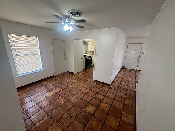 3rd image of 4621 Adkins Dr