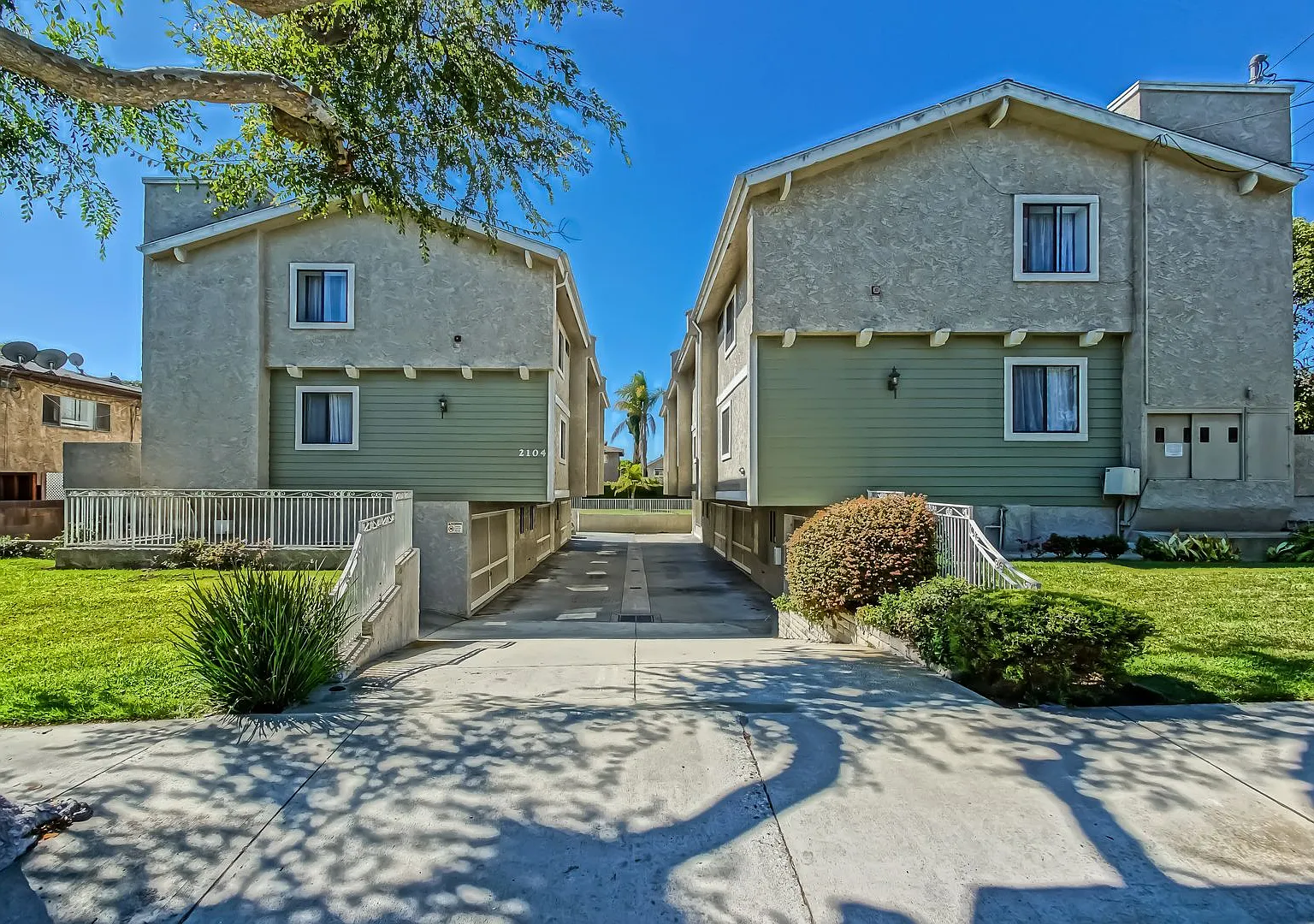 2104 Grant Ave. — Photo 4