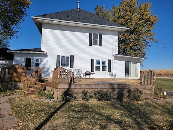 2nd image of 2469 Kantor Ave