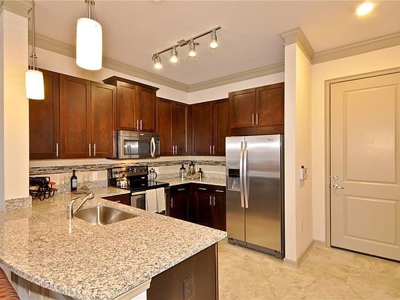 4th image of 3695 Cumberland Blvd #1105